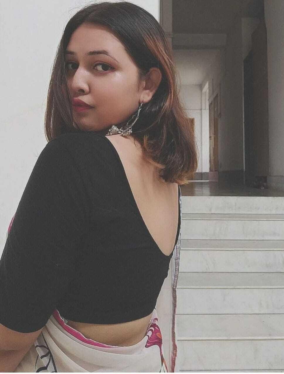 best Koregaon Park call girl